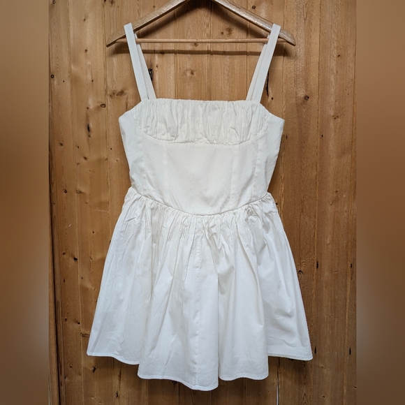 Zara Dresses & Skirts - Zara White Cotton Voluminous Mini Dress